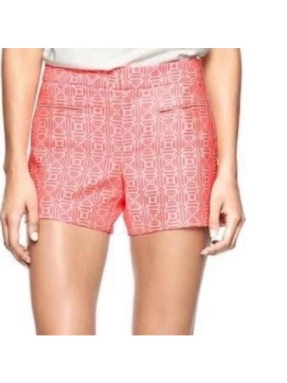 Gap Flat Front Short Shorts Size 6 | Pink & Cream Geometric Pattern 3.5" Inseam
